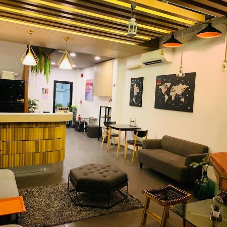 Daraya Hostel Bangkok Exterior foto